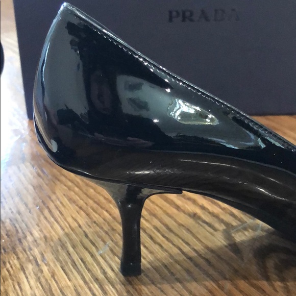 Prada Pointed Toe - Picture 4 of 4